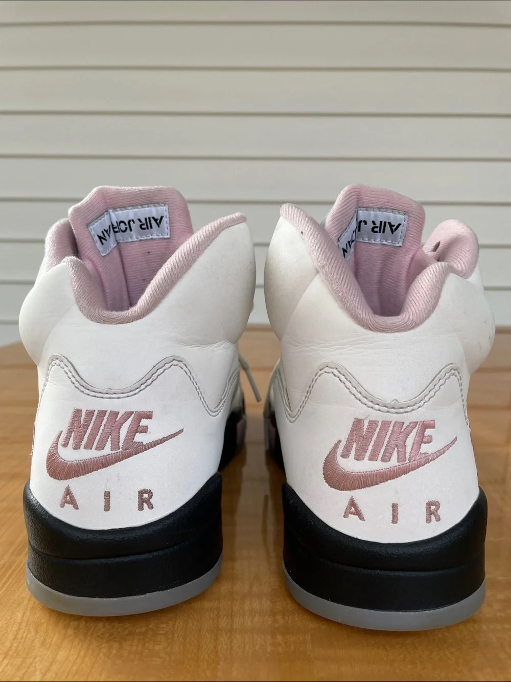 Air Jordan 5 Retro Mens Soft Pink Sneakers Size 8 NBA Basketball Streetwear